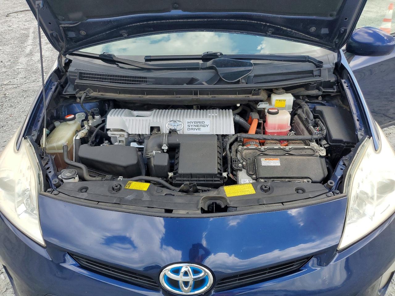 2014 TOYOTA PRIUS