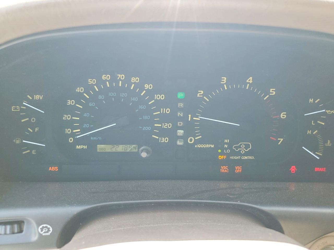 2002 LEXUS LX470