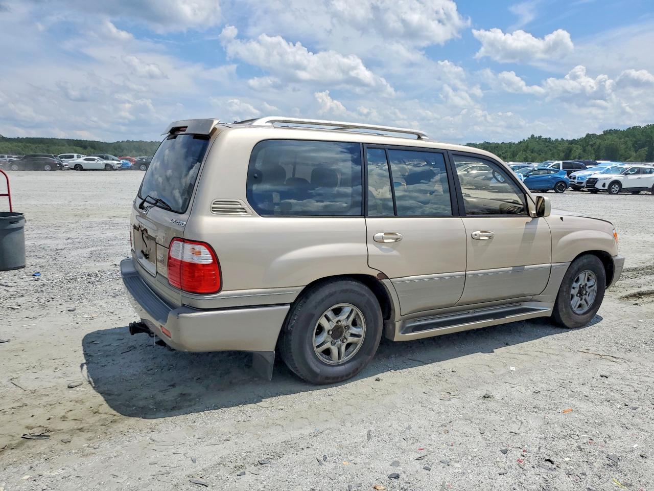 2002 LEXUS LX470