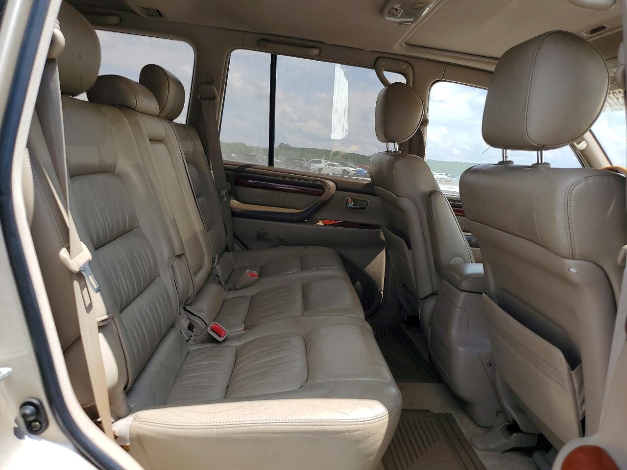 2002 LEXUS LX470