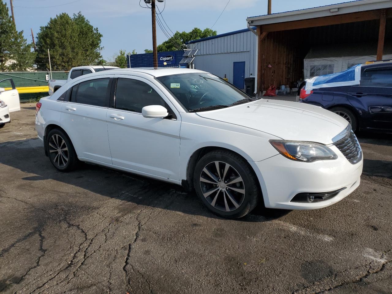 2012 CHRYSLER 200