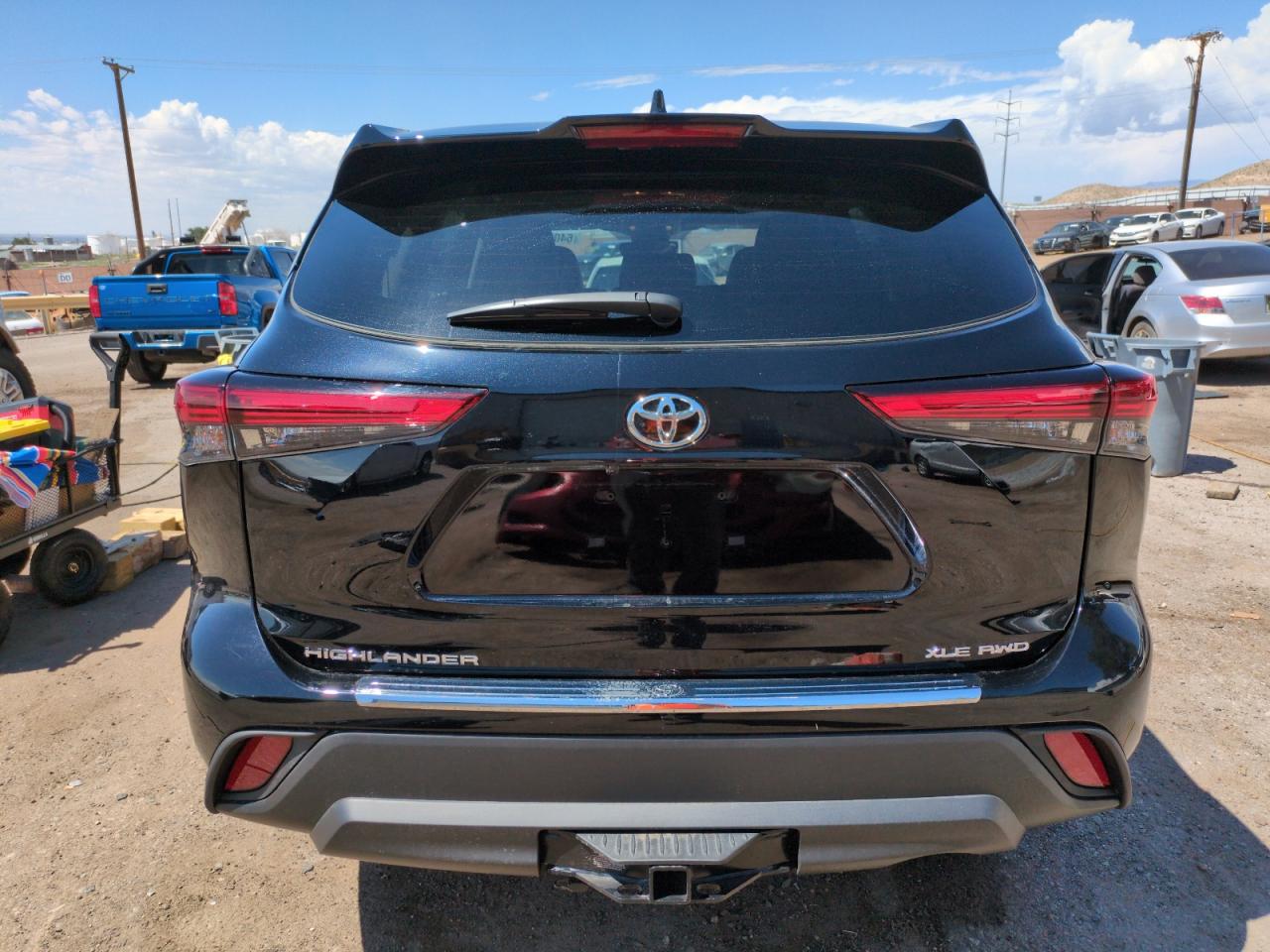 2022 TOYOTA HIGHLANDER