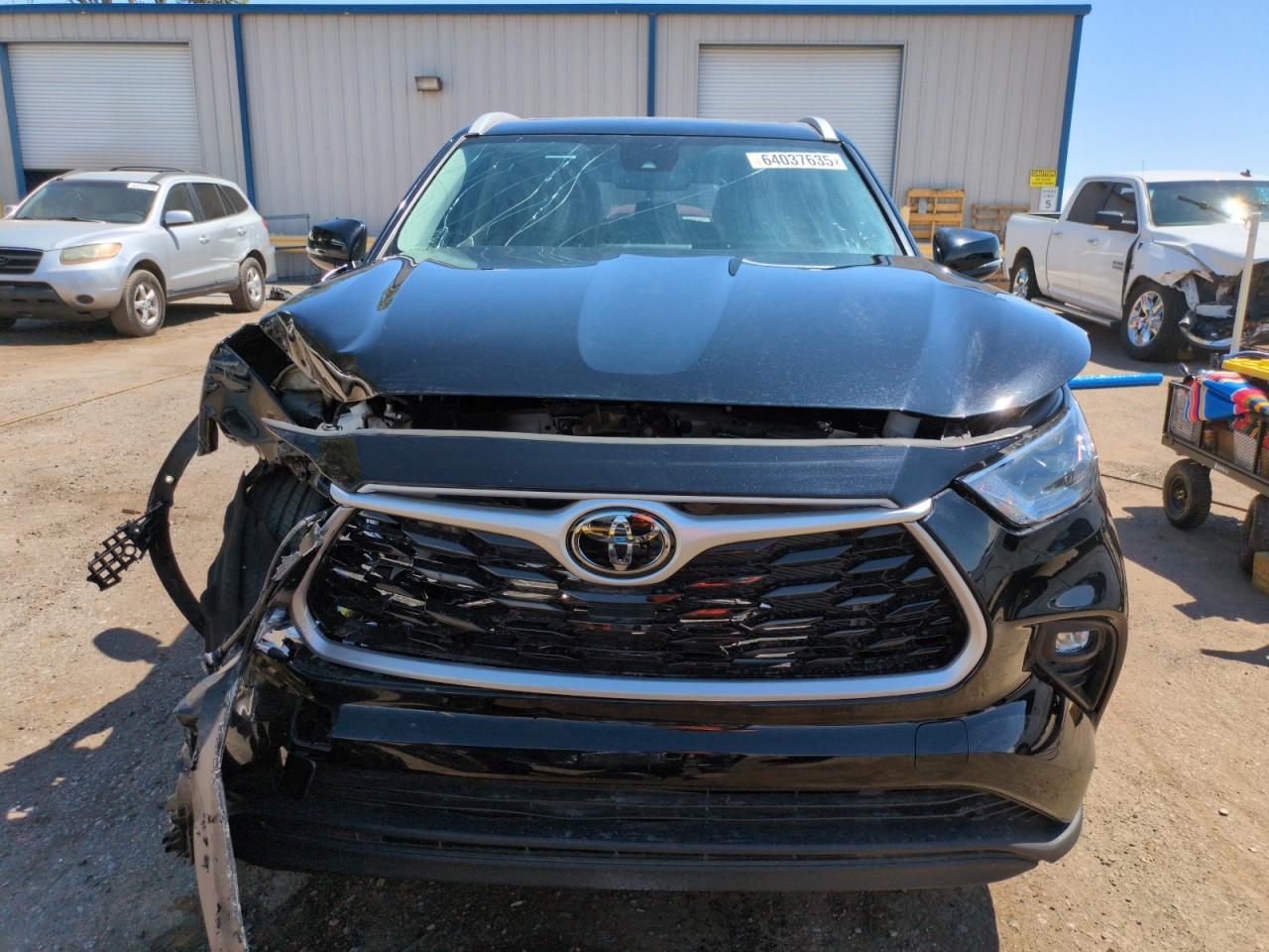 2022 TOYOTA HIGHLANDER