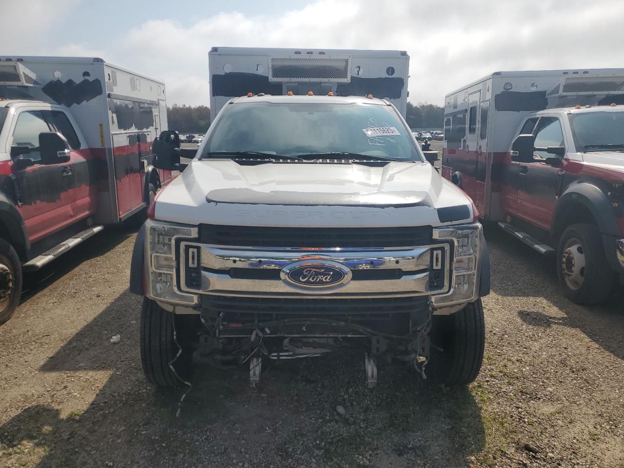 2017 FORD F550