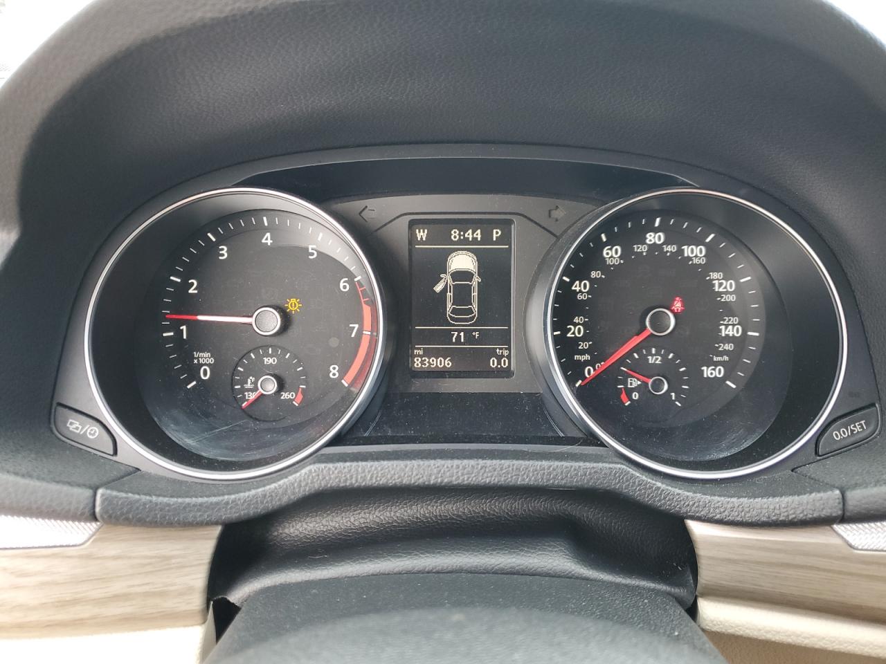 2016 VOLKSWAGEN PASSAT