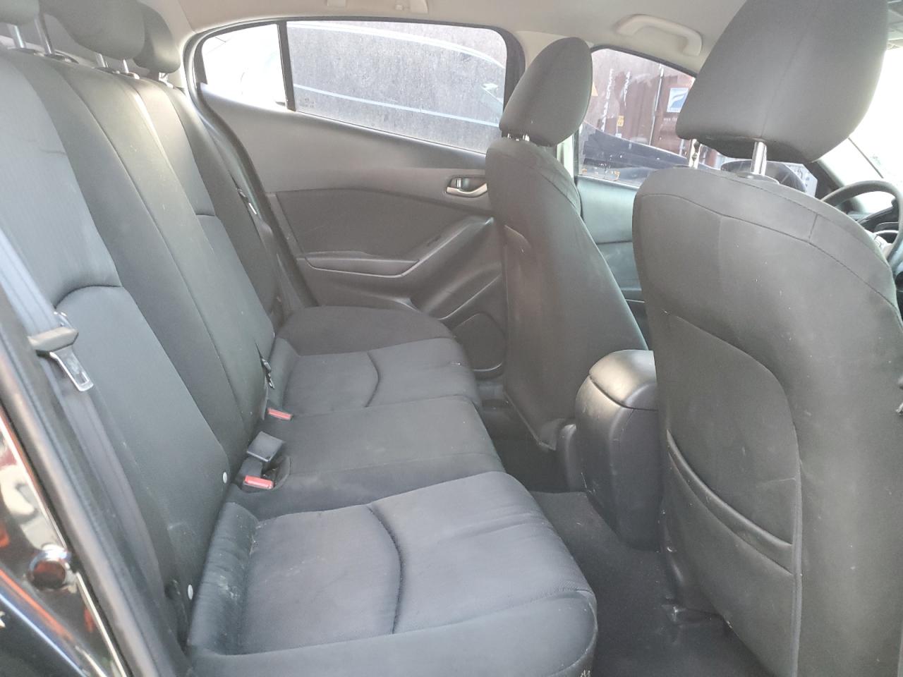 2015 MAZDA 3