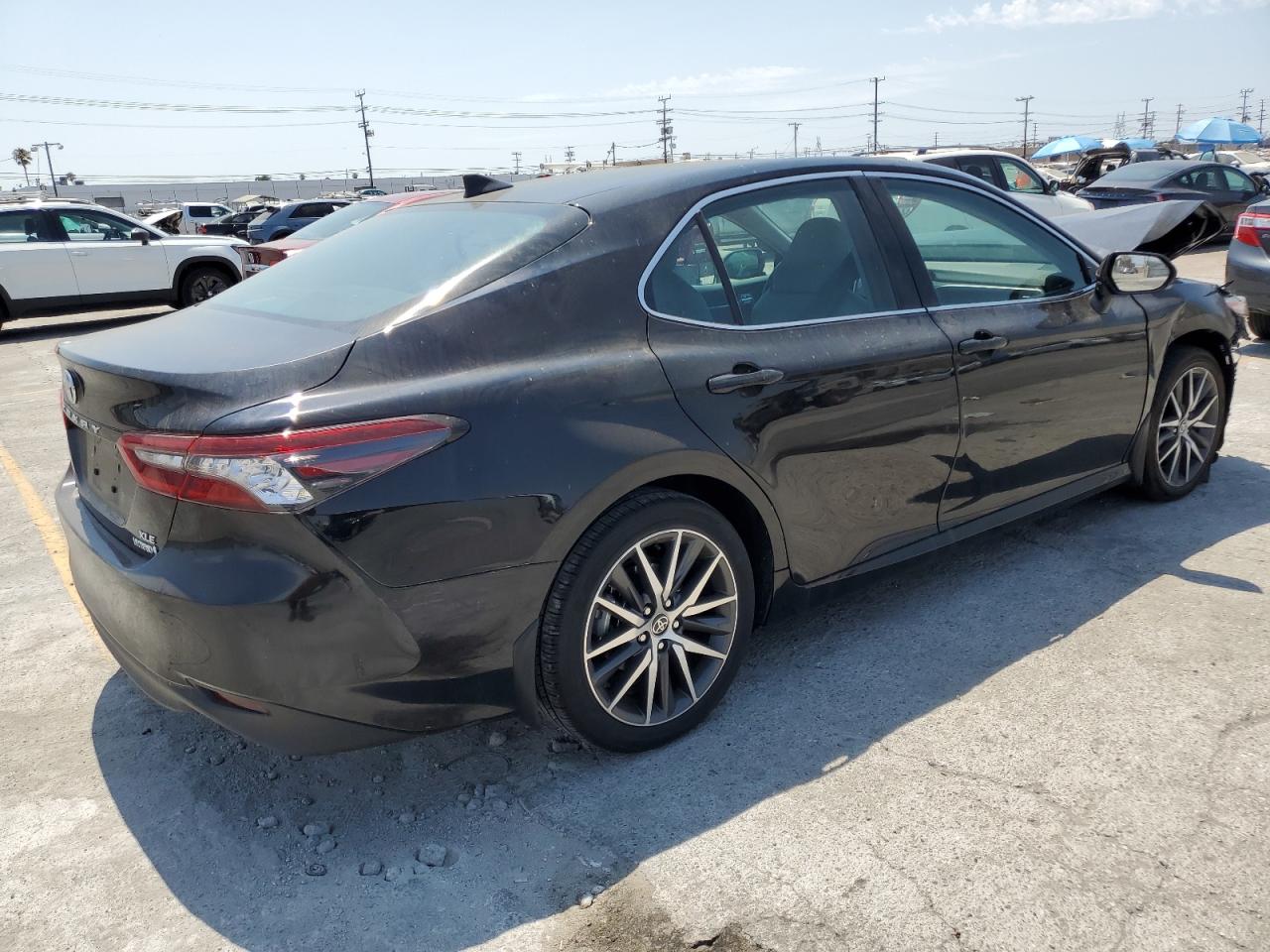 2024 TOYOTA CAMRY