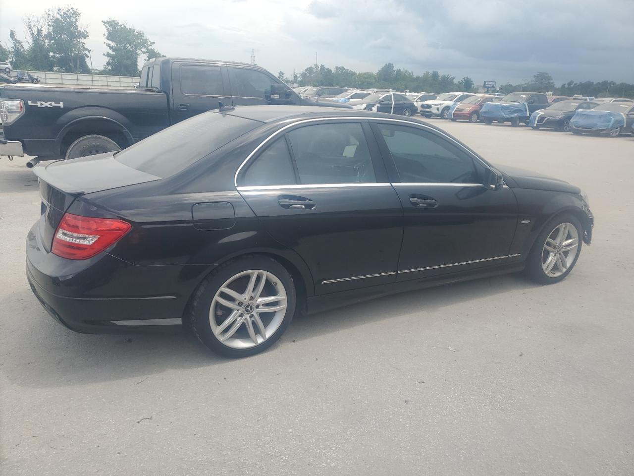 2012 MERCEDES-BENZ C-CLASS