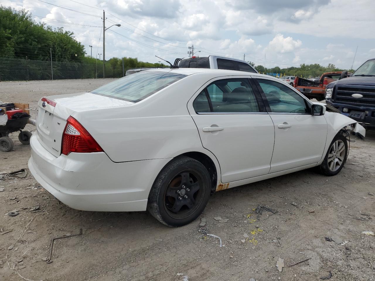 2011 FORD FUSION