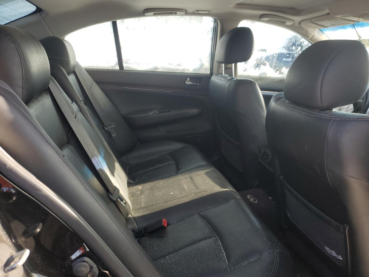 2010 INFINITI G37