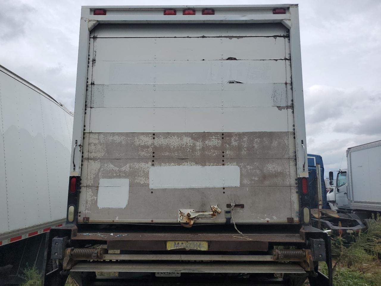 2007 INTERNATIONAL 4000 SERIE