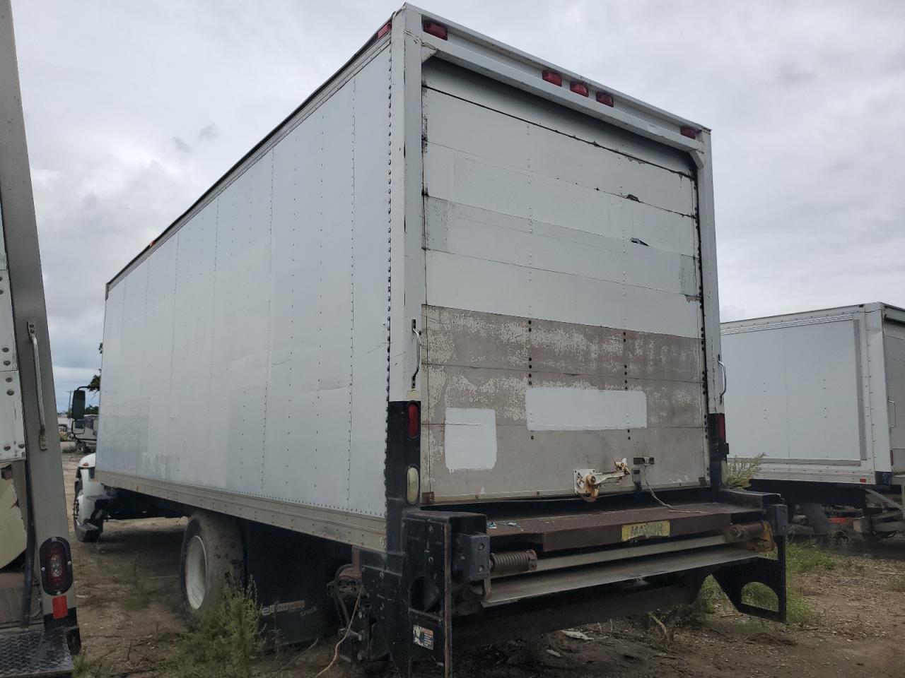 2007 INTERNATIONAL 4000 SERIE