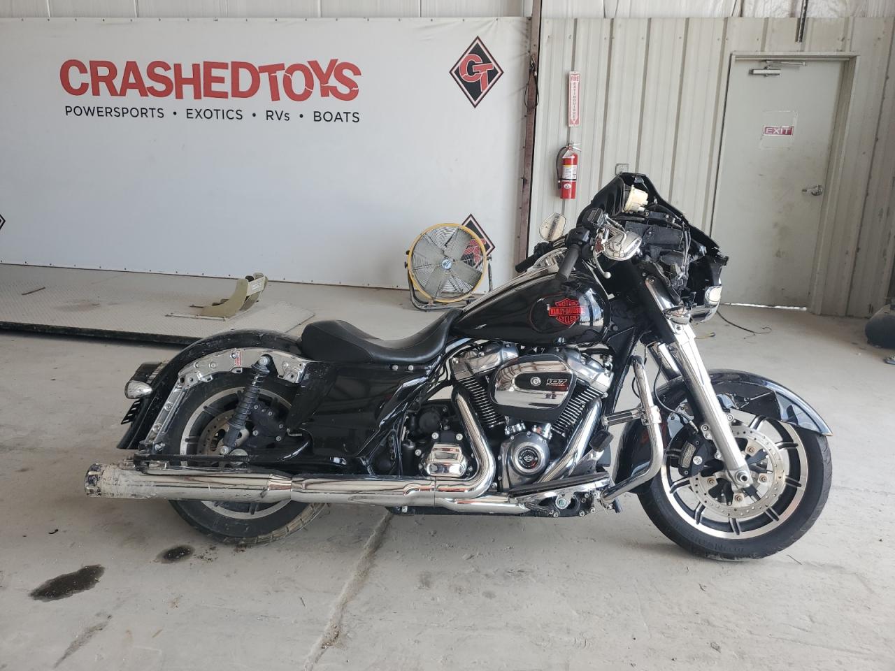 2019 HARLEY-DAVIDSON FL