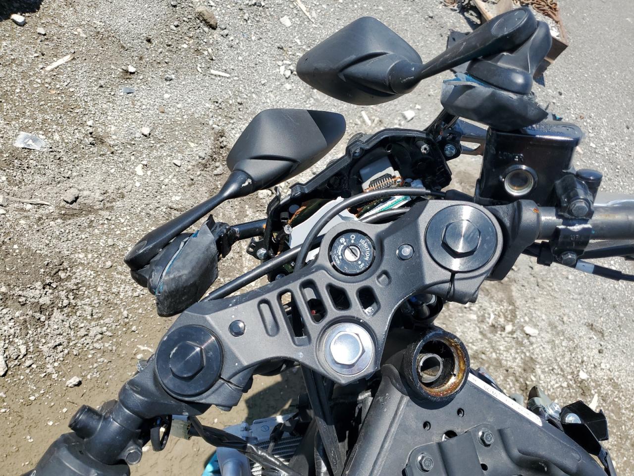 2021 YAMAHA YZF600