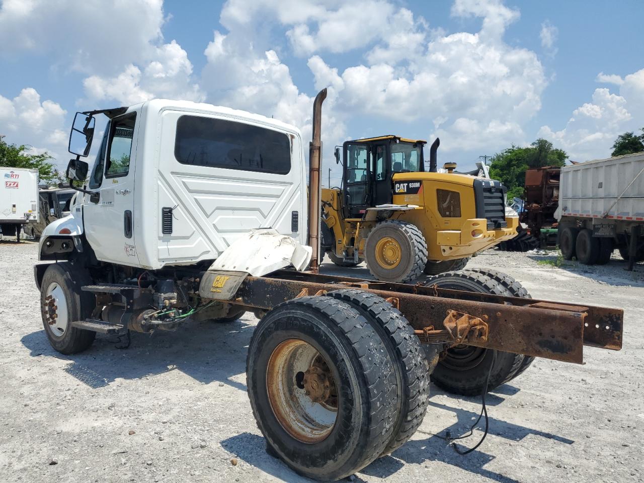 2012 INTERNATIONAL 4000 SERIE