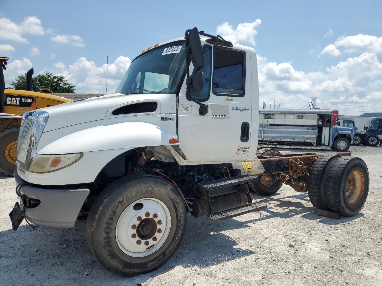 2012 INTERNATIONAL 4000 SERIE