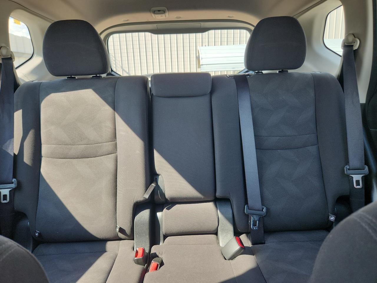 2016 NISSAN ROGUE