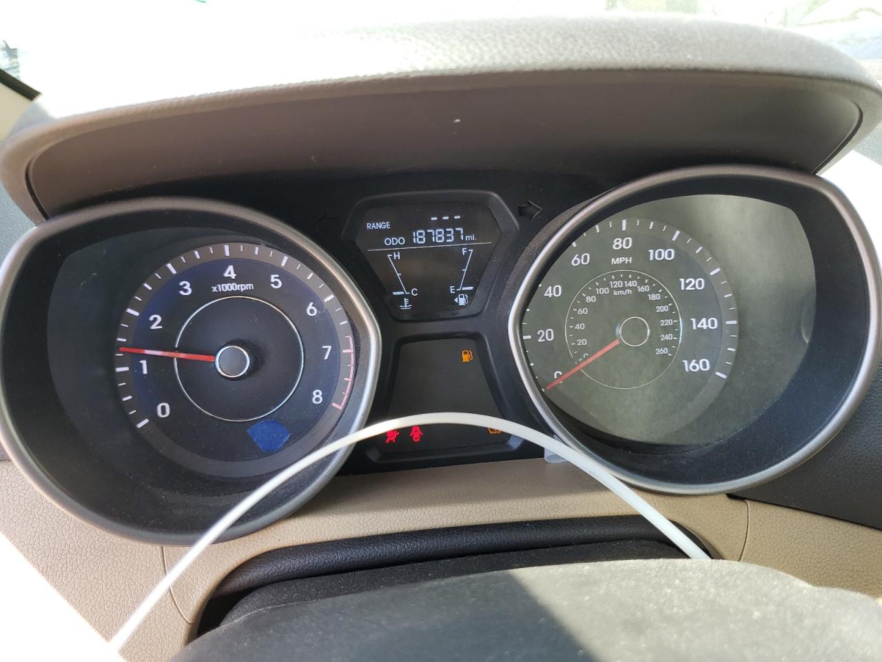 2013 HYUNDAI ELANTRA