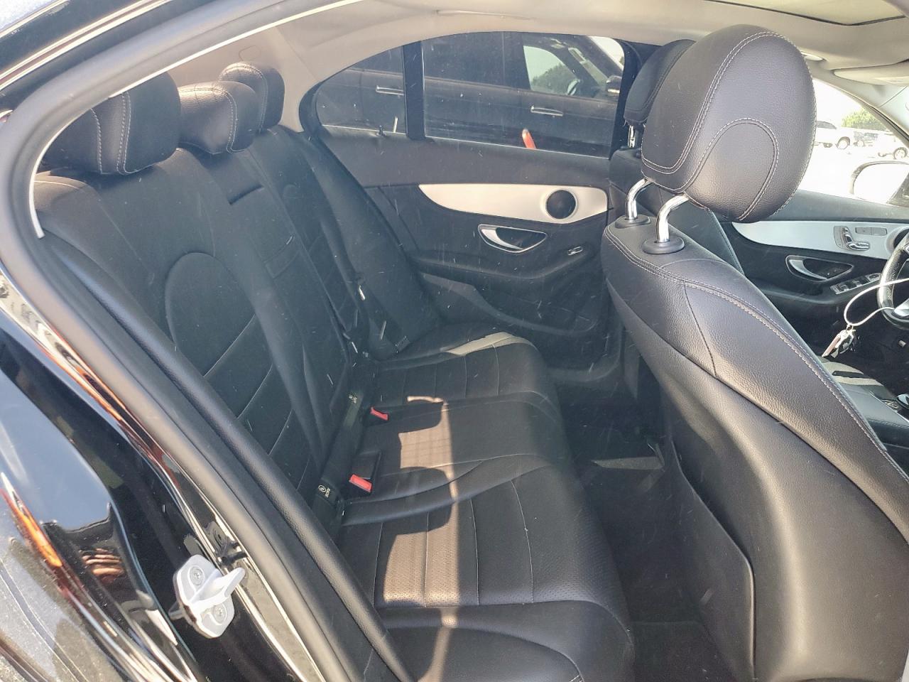 2015 MERCEDES-BENZ C-CLASS
