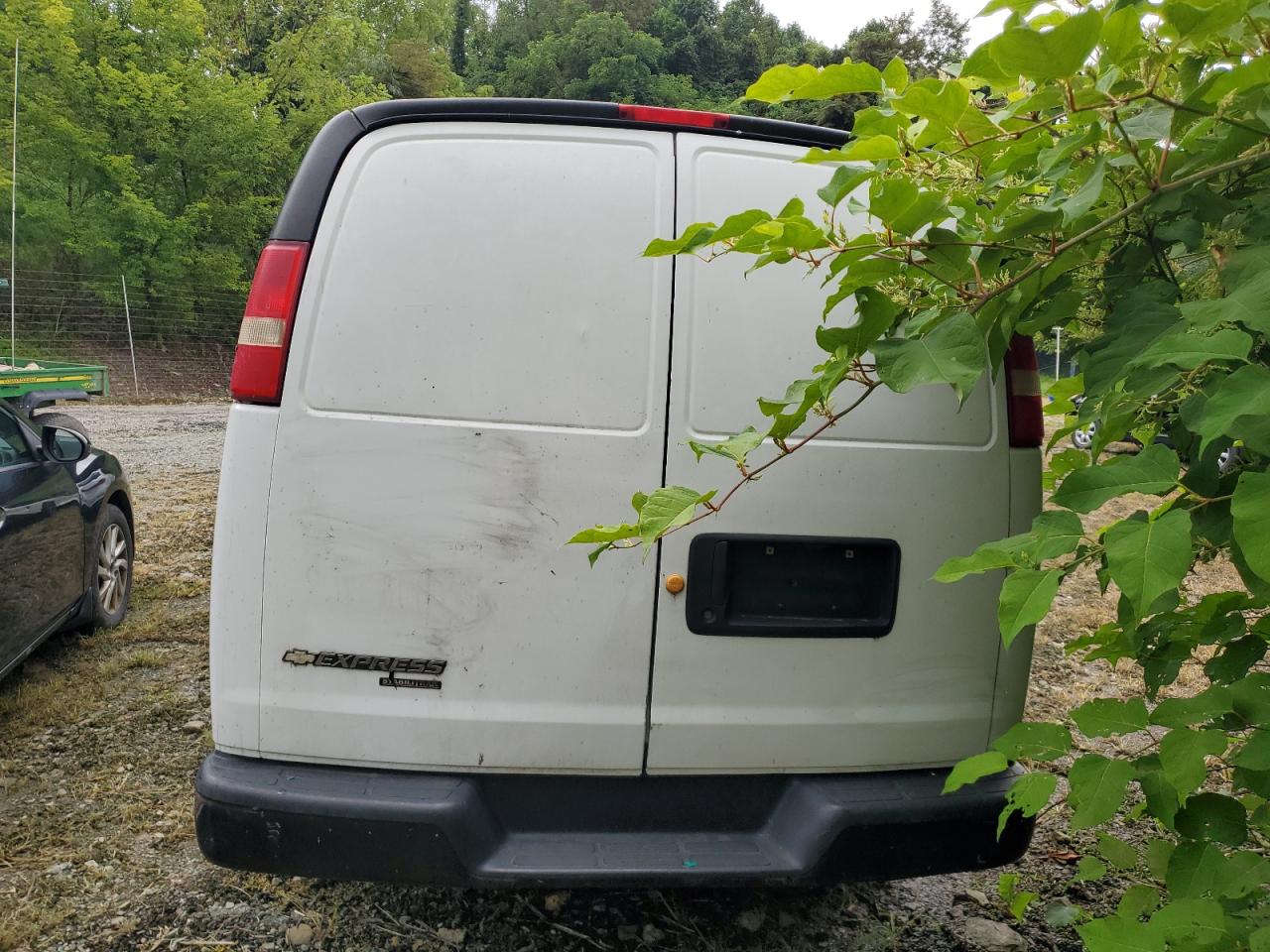 2013 CHEVROLET EXPRESS
