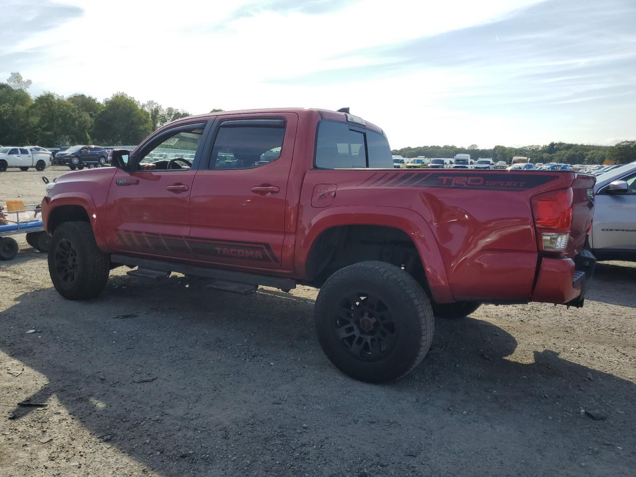 2017 TOYOTA TACOMA