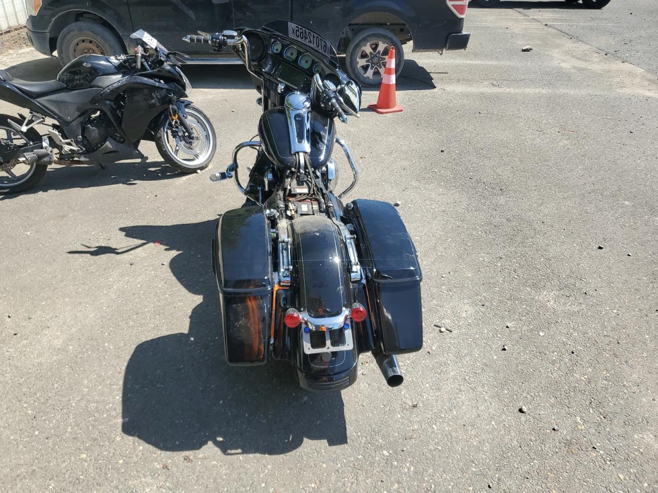 2014 HARLEY-DAVIDSON FL