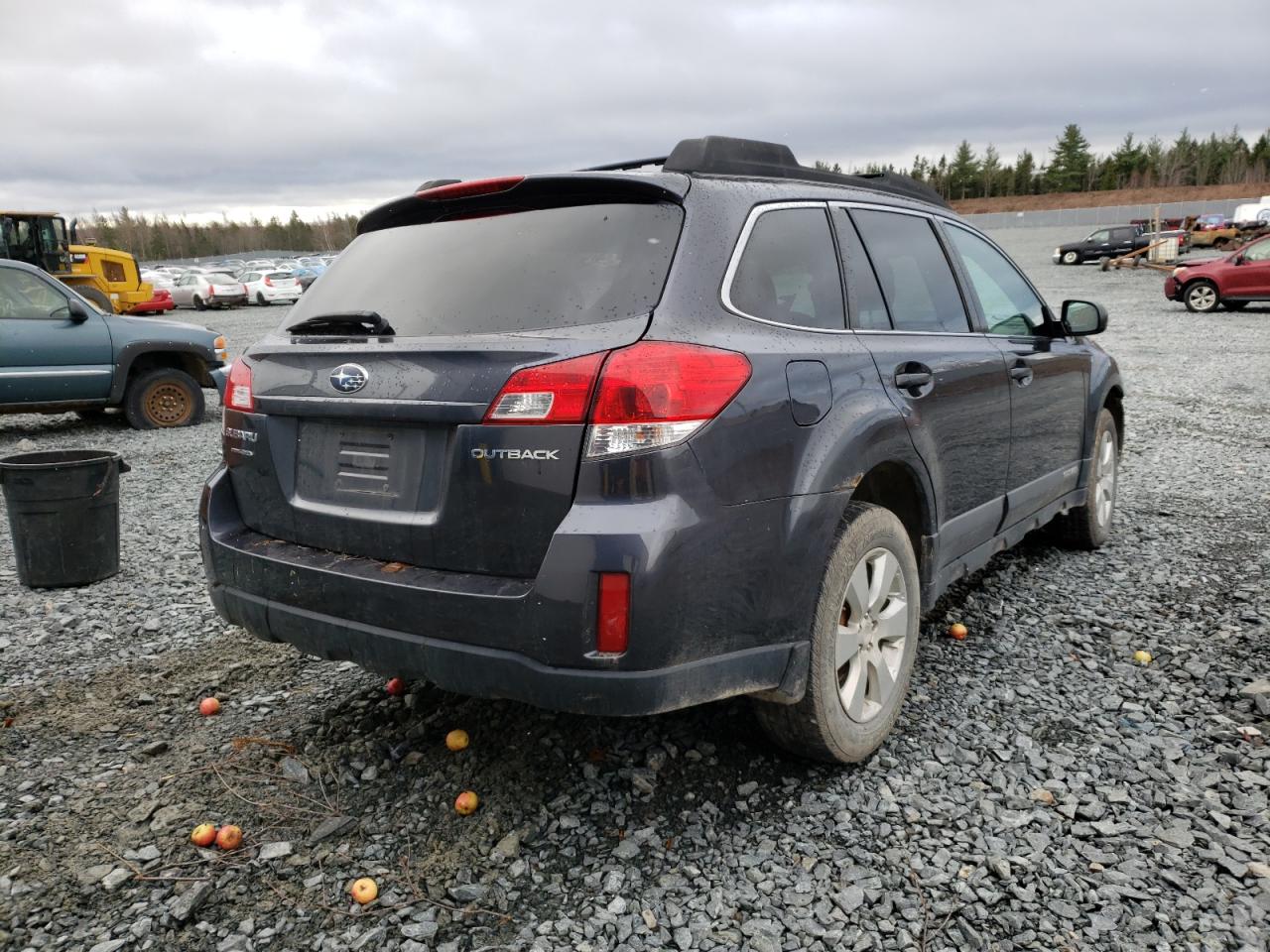 2011 SUBARU OUTBACK