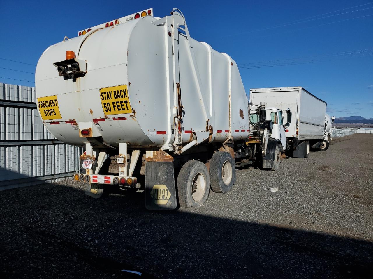 2010 AUTOCAR LLC ACX64