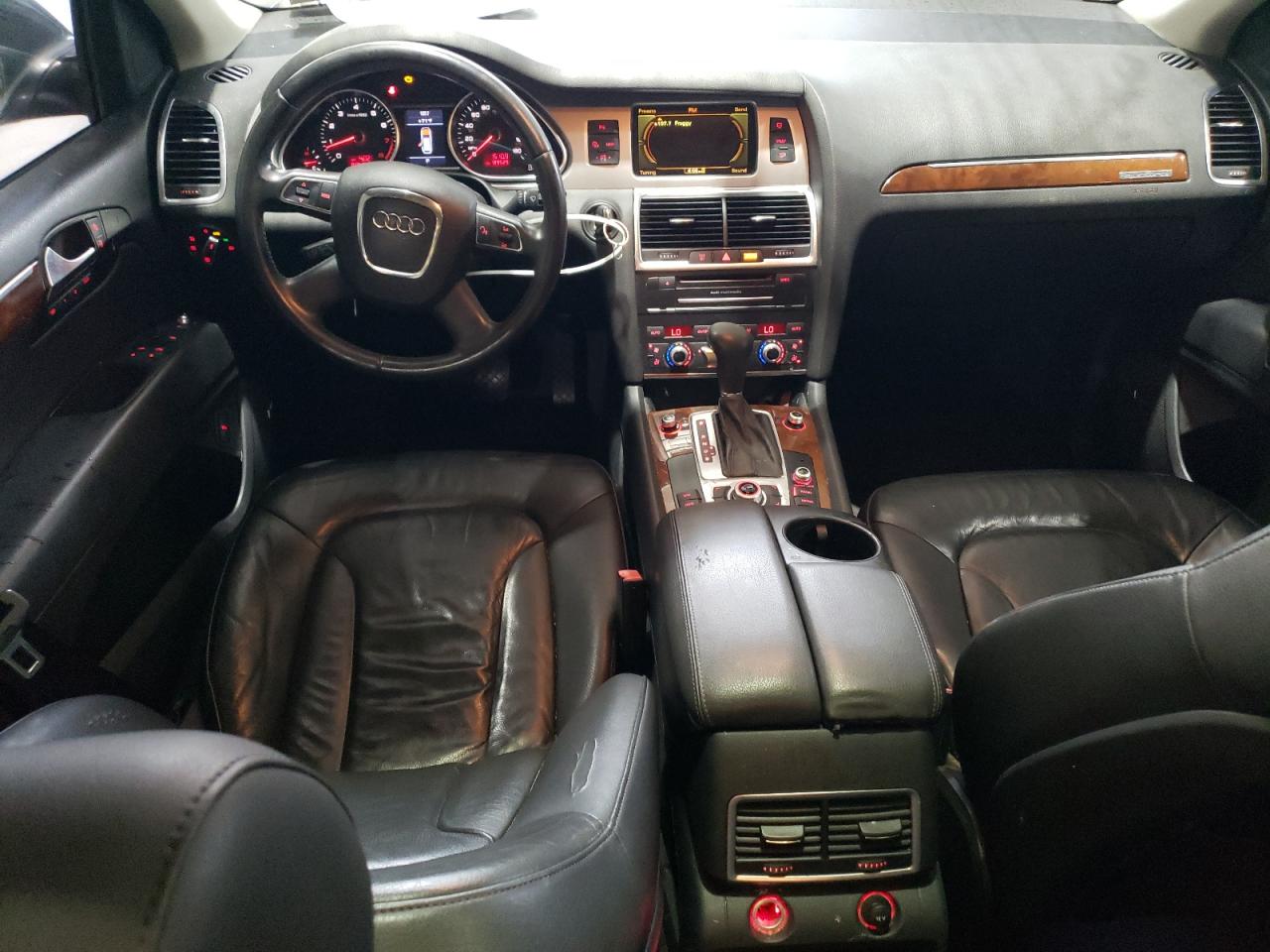 2010 AUDI Q7