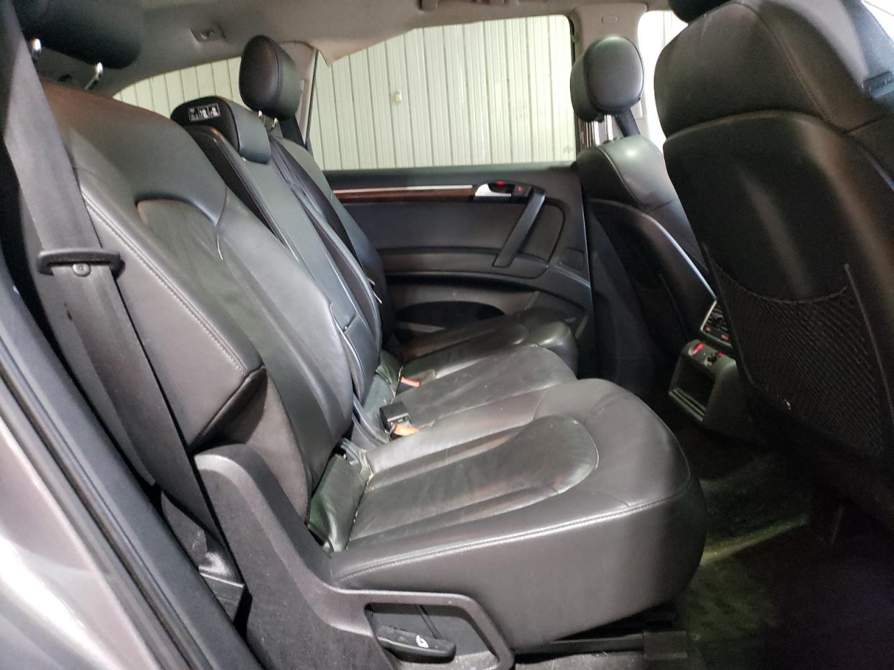2010 AUDI Q7