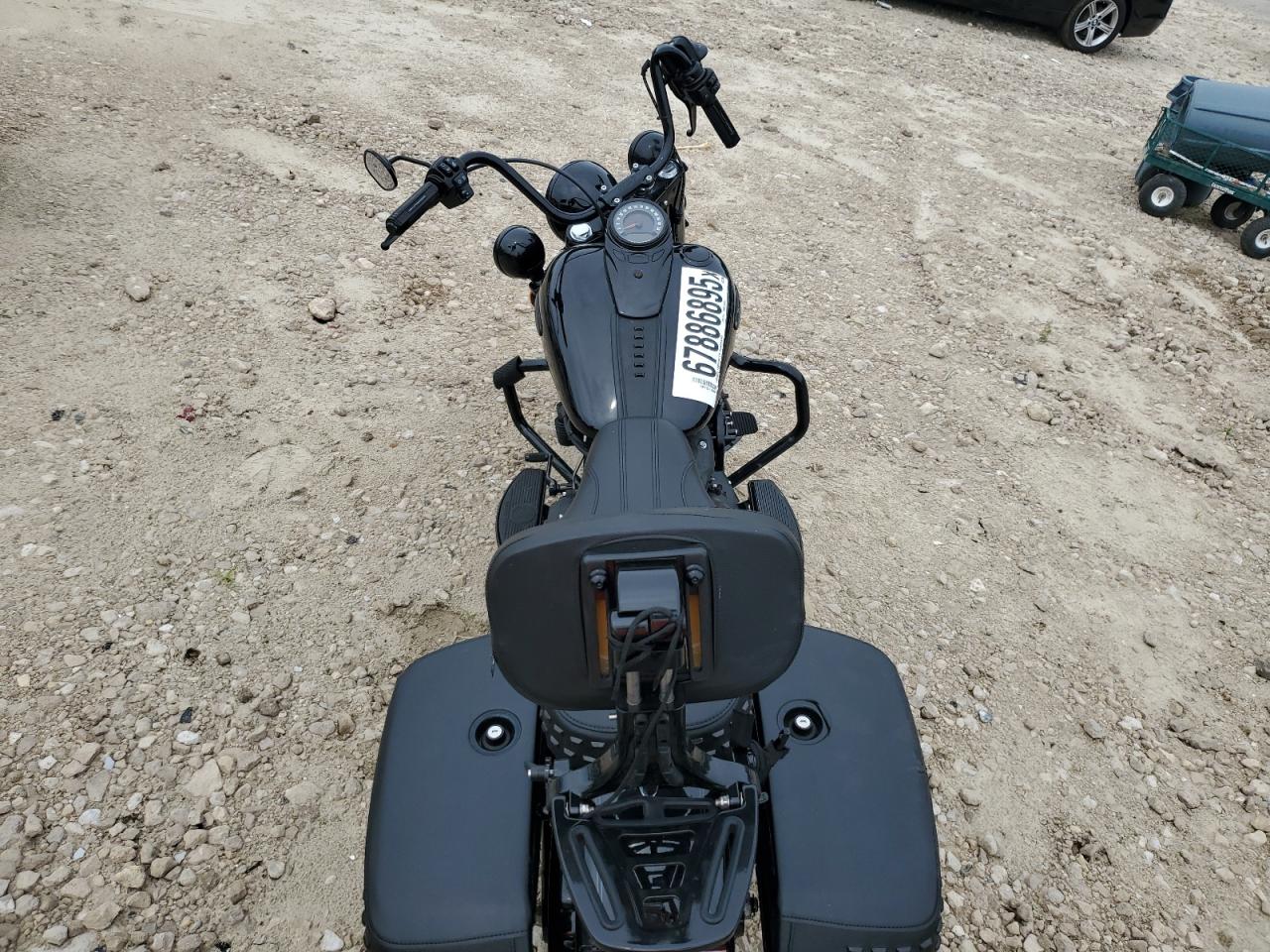 2024 HARLEY-DAVIDSON FLHCS