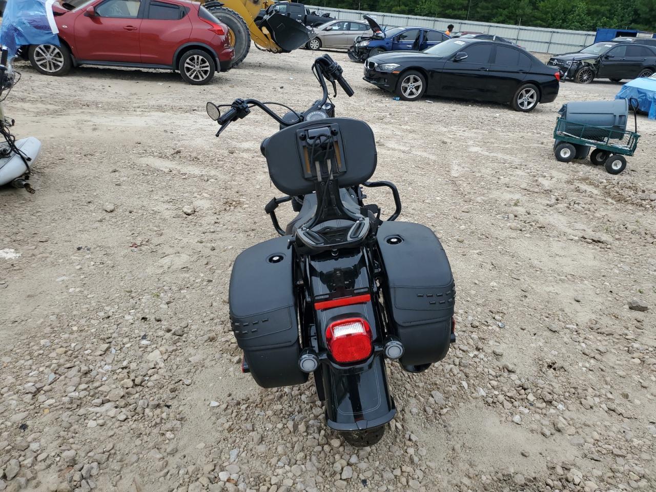 2024 HARLEY-DAVIDSON FLHCS
