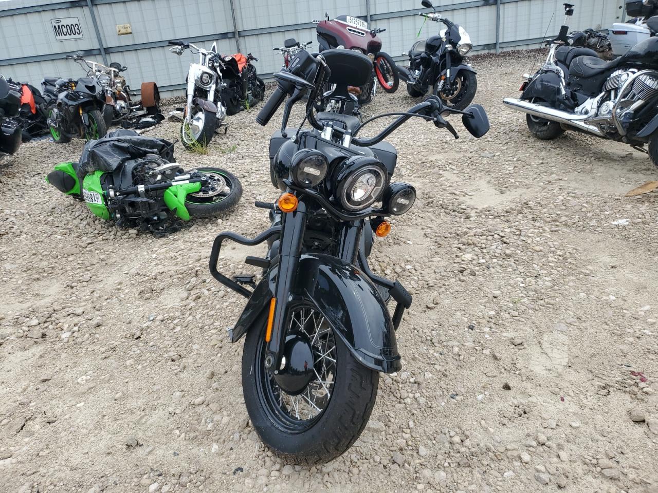 2024 HARLEY-DAVIDSON FLHCS