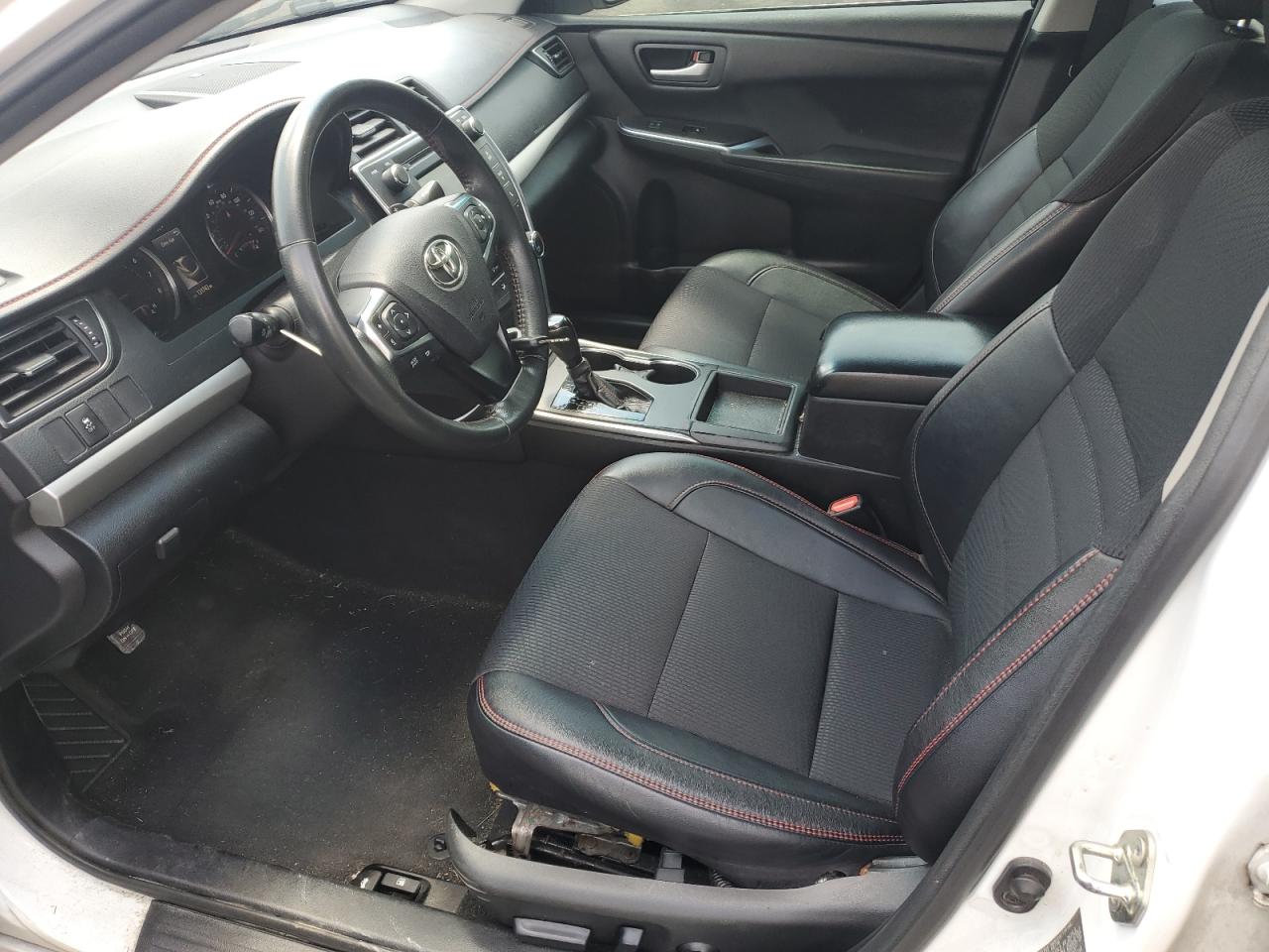 2017 TOYOTA CAMRY