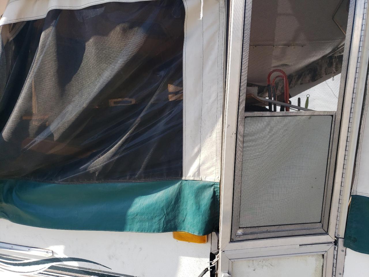 1999 FLAG CAMPER