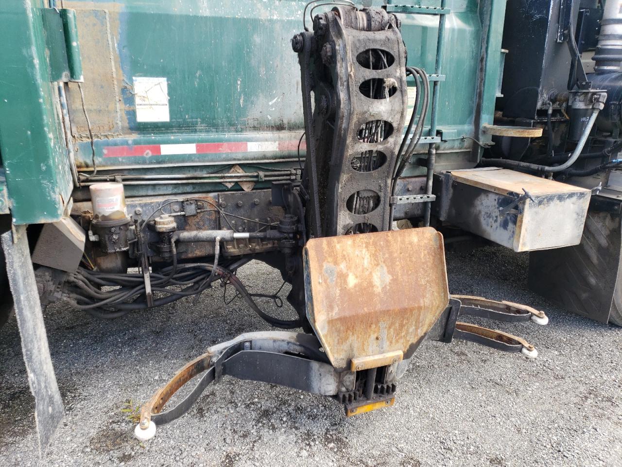 2002 PETERBILT ALL OTHER
