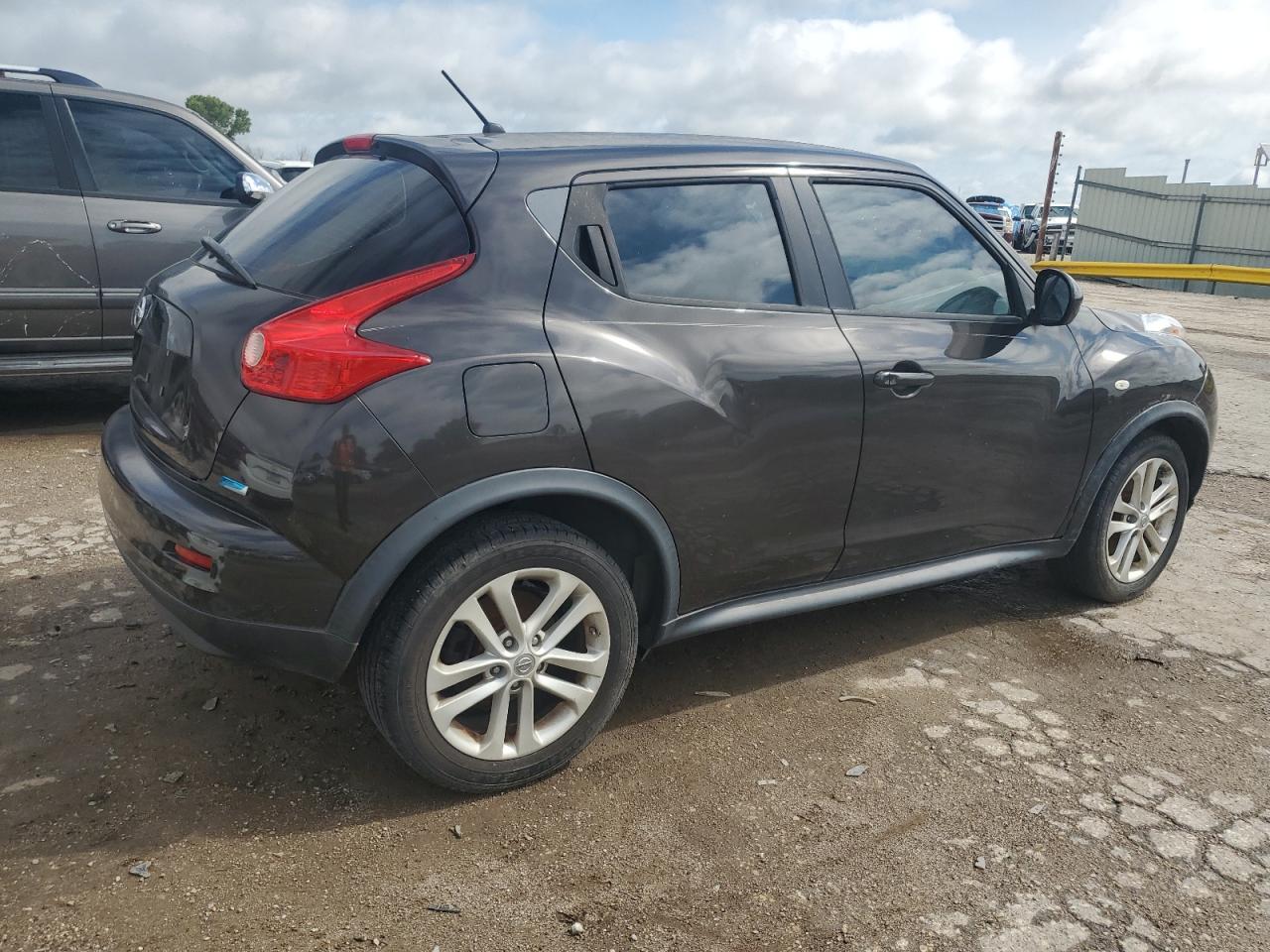 2013 NISSAN JUKE