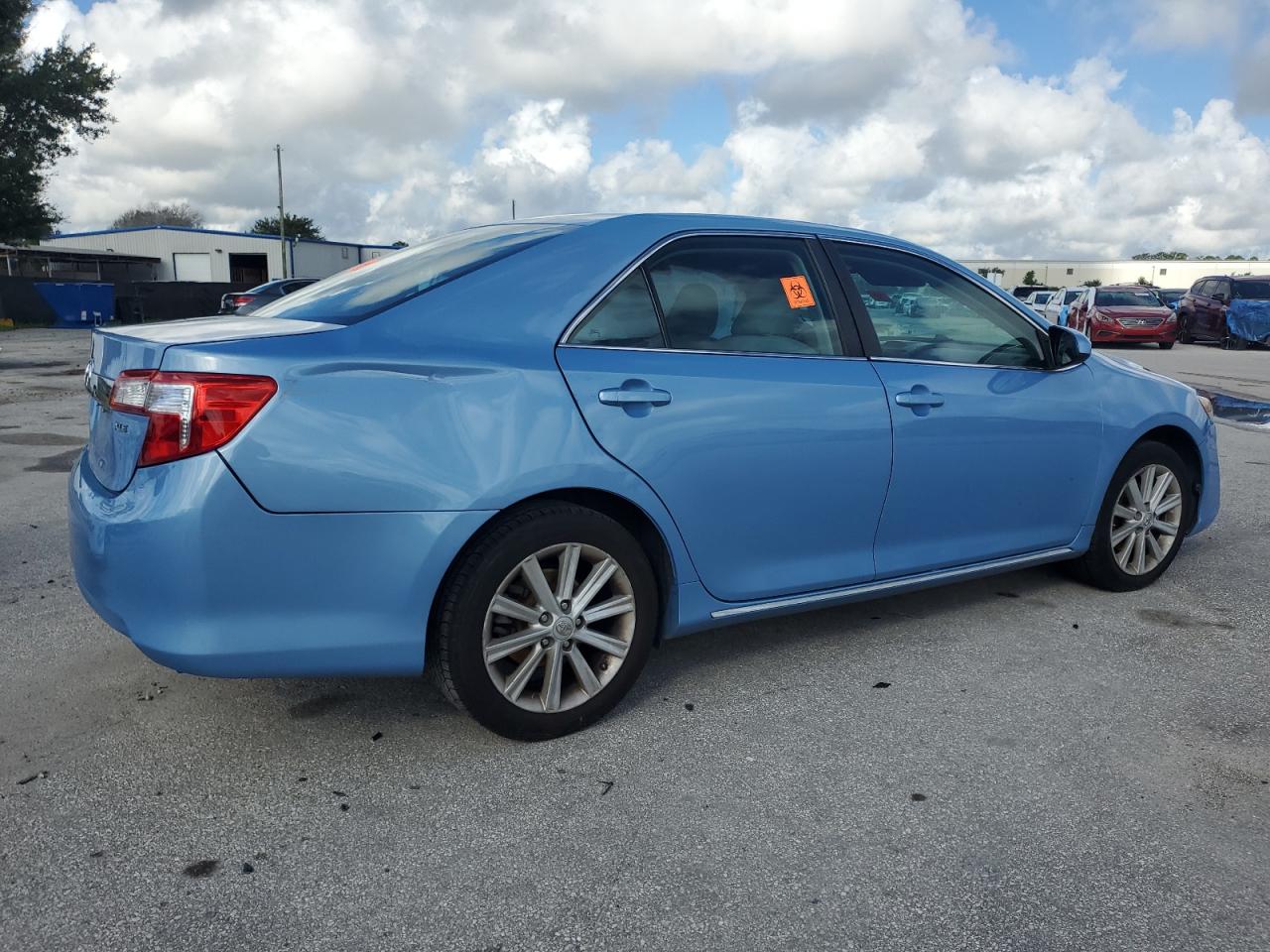 2012 TOYOTA CAMRY