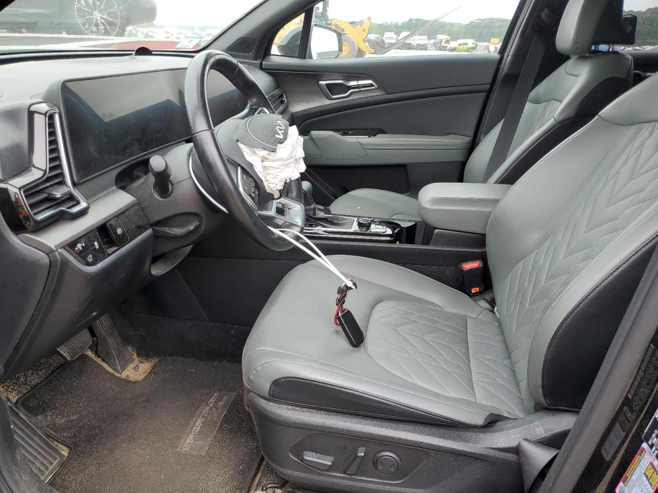 2023 KIA SPORTAGE X