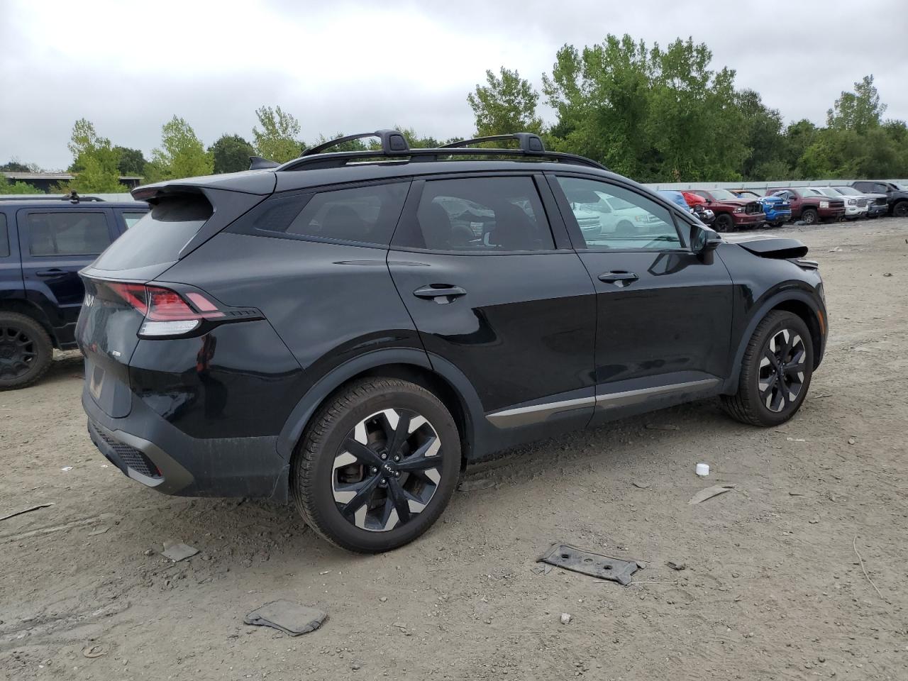 2023 KIA SPORTAGE X