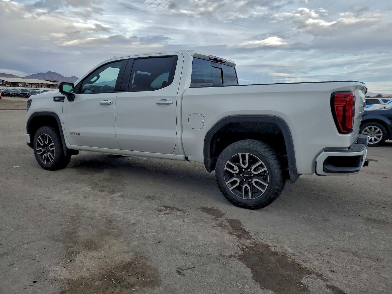 2025 GMC SIERRA