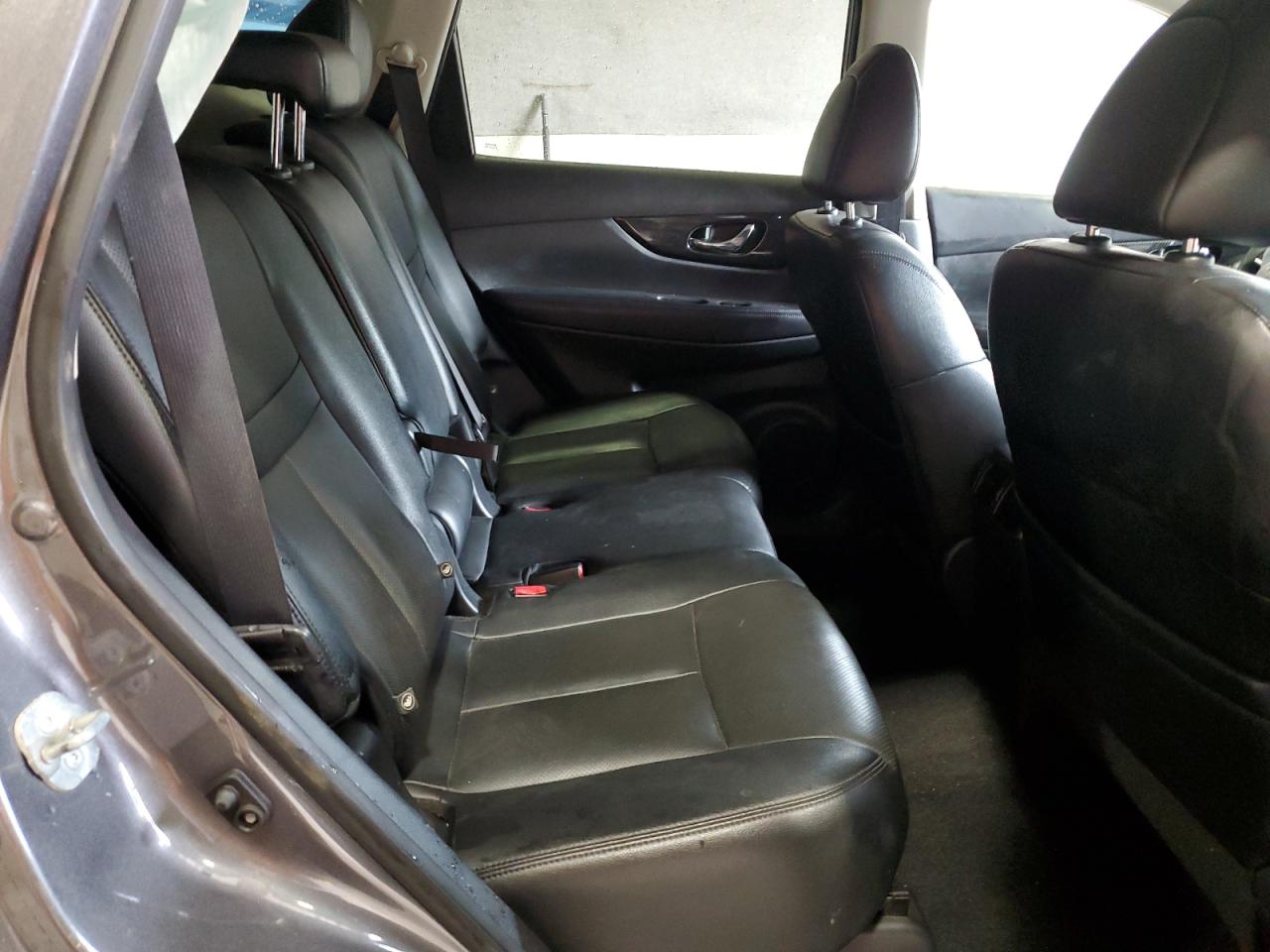 2017 NISSAN ROGUE