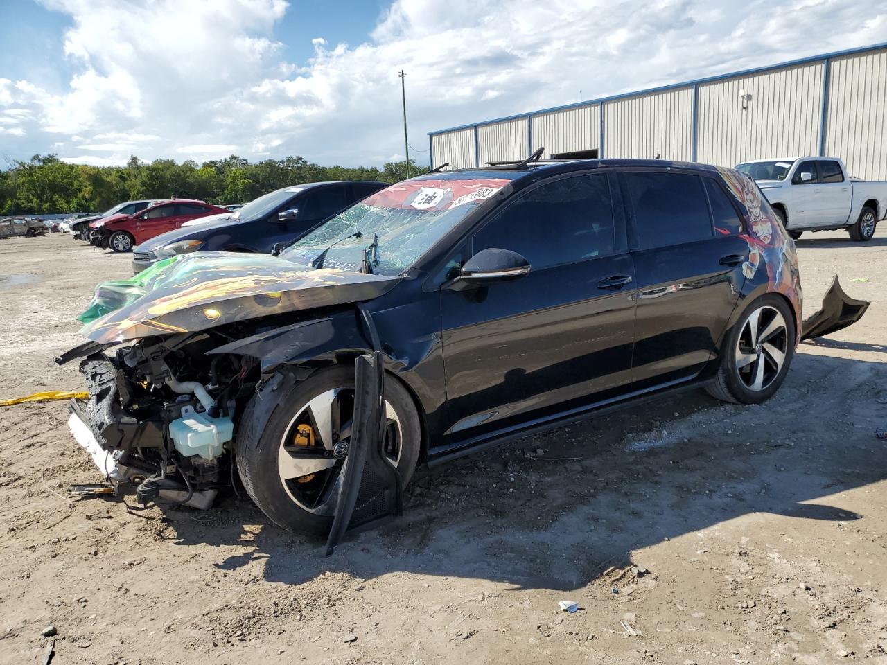 2020 VOLKSWAGEN GTI