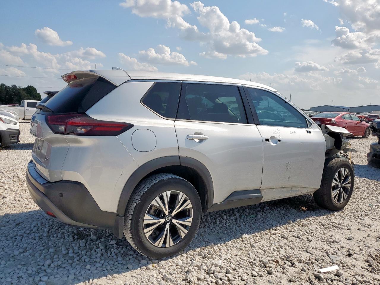 2021 NISSAN ROGUE