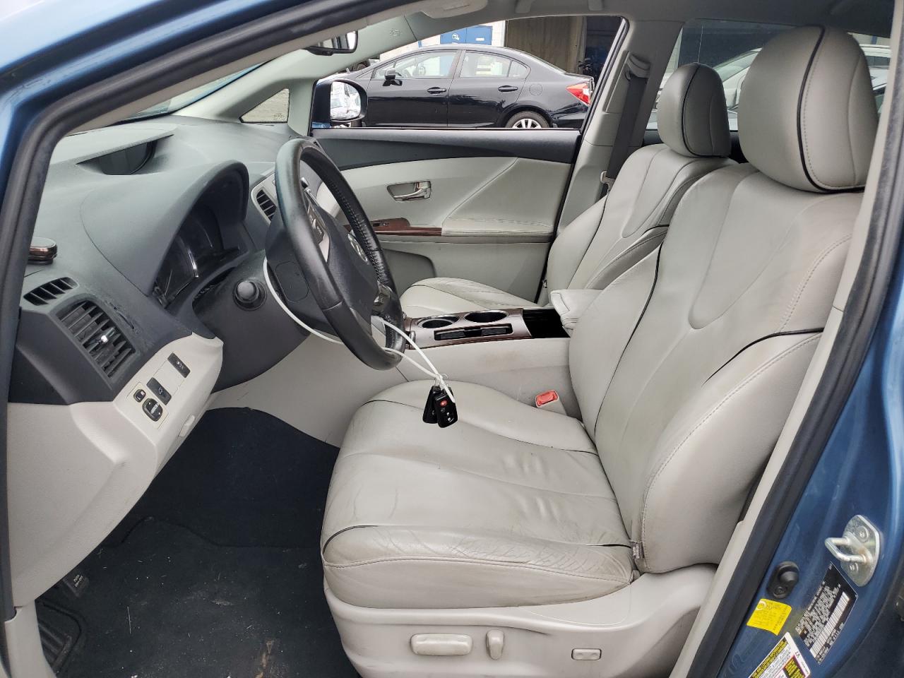 2011 TOYOTA VENZA