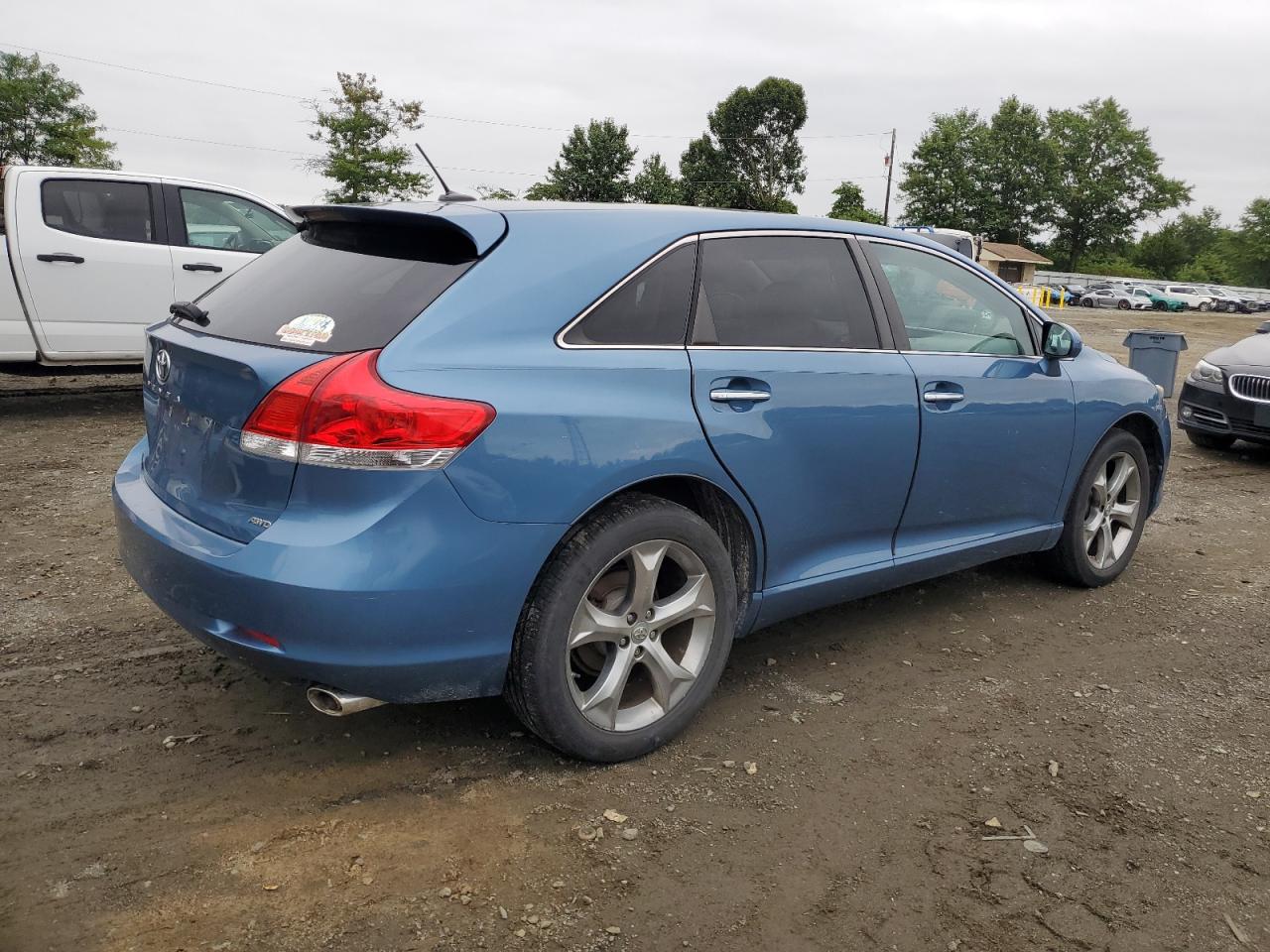 2011 TOYOTA VENZA