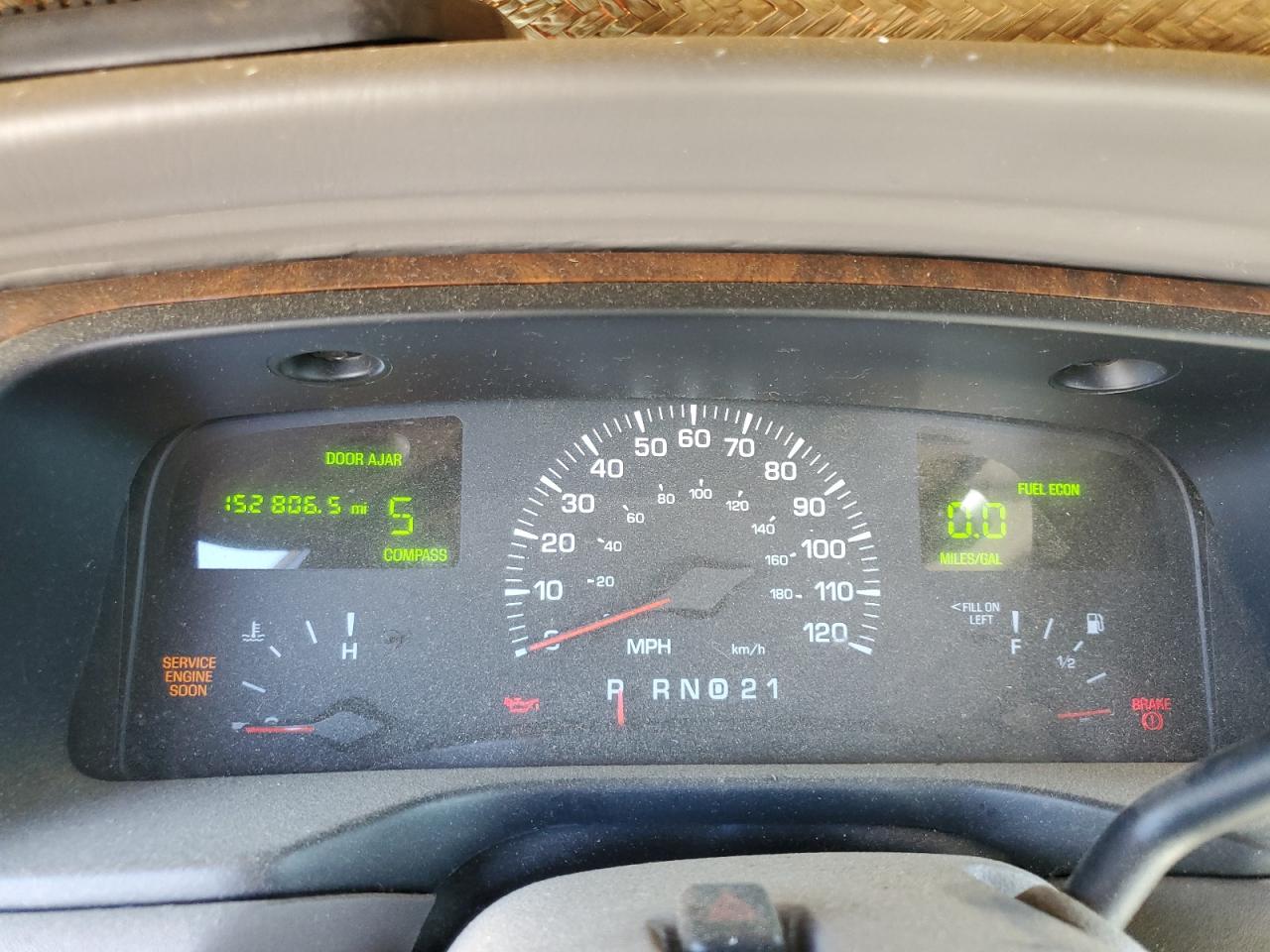 2002 LINCOLN TOWNCAR
