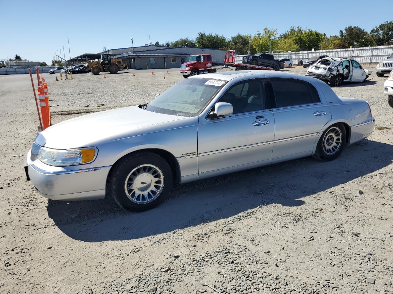 2002 LINCOLN TOWNCAR