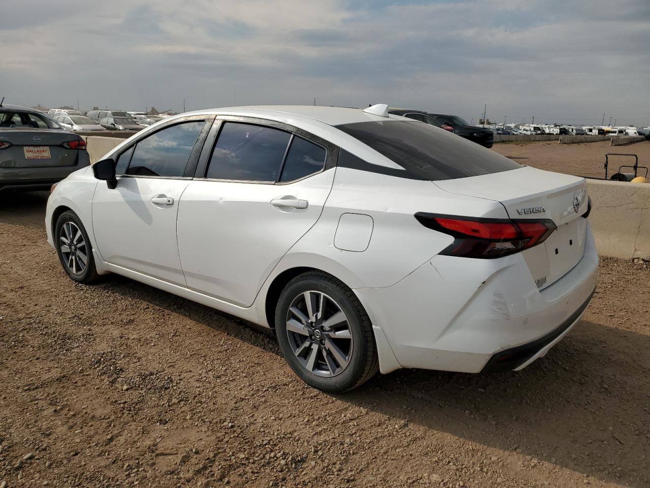 2020 NISSAN VERSA