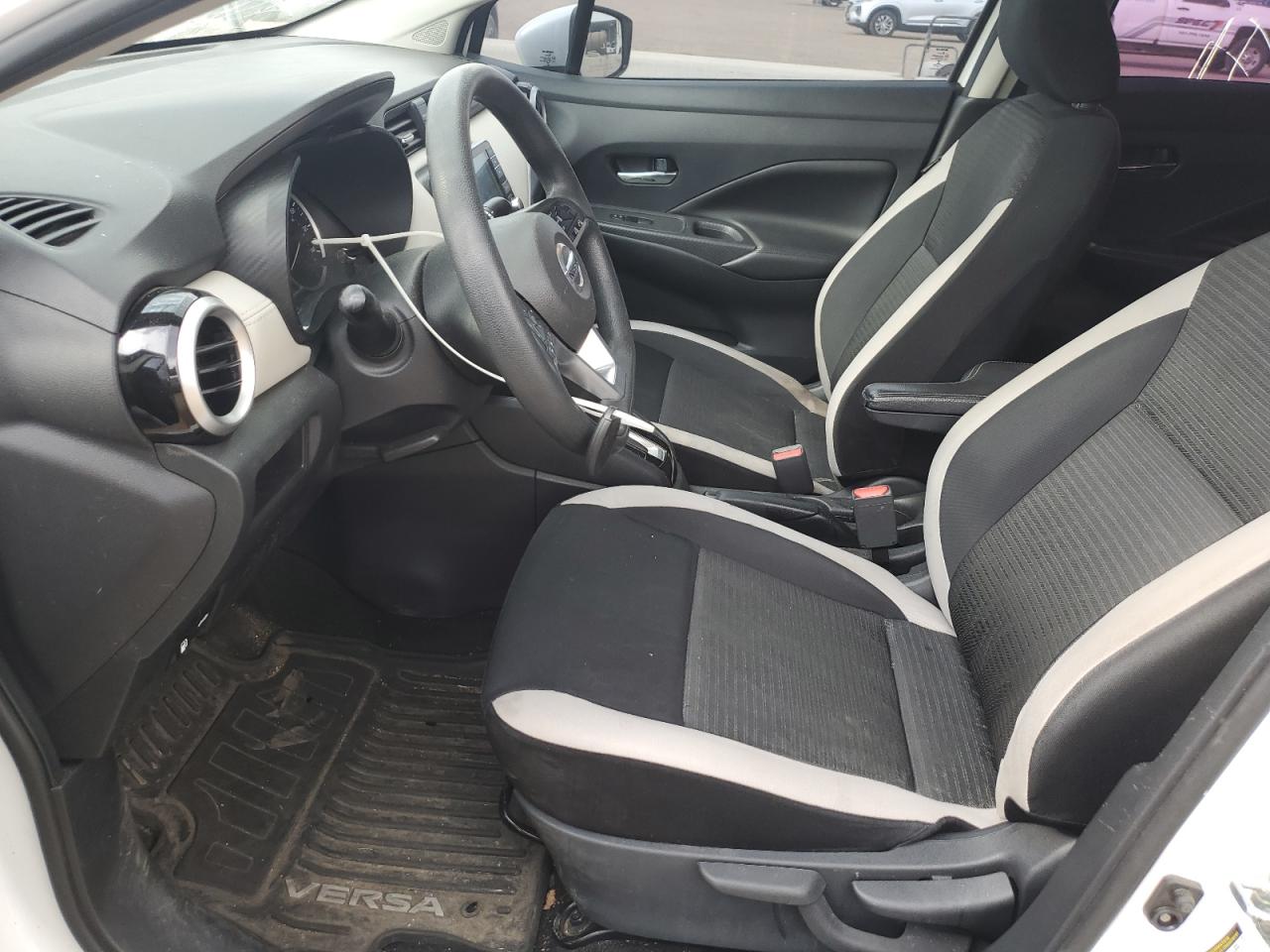 2020 NISSAN VERSA